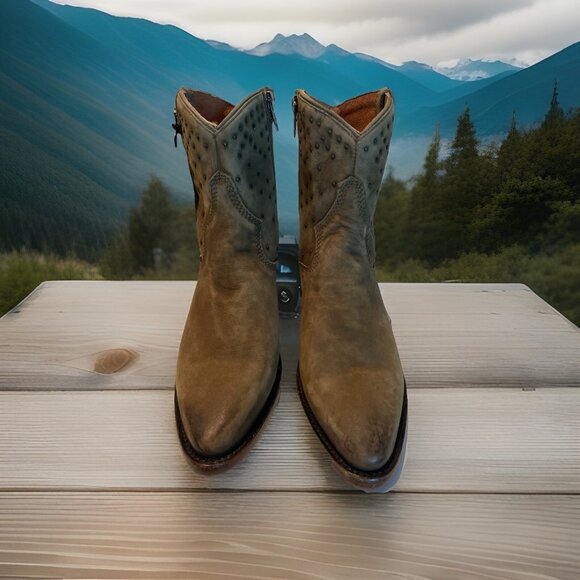 NWOB NWT Lucchese Boots Bootie Zip Women's 6.5 Suede Olive Green w/ Studs #M6040 - Picture 2 of 16